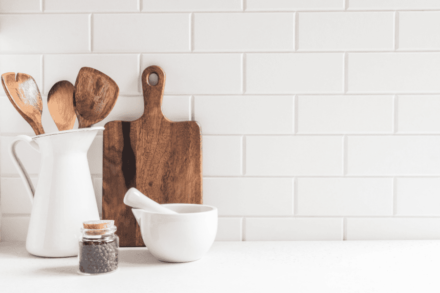 Kitchen Organization Hacks (The Best to Live By!)