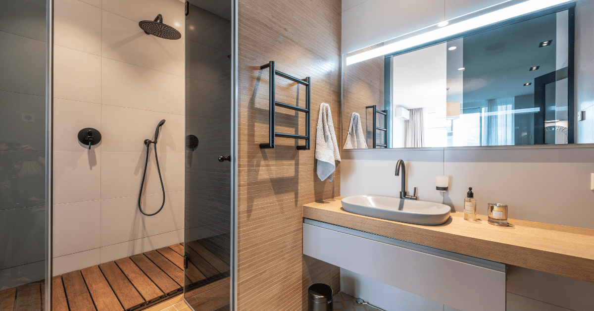 8 Bathroom Organization Hacks (Super Easy and Clever!)